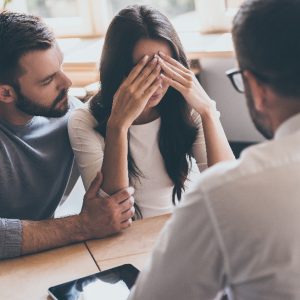Técnicas de apoyo psicológico y social en situaciones de crisis